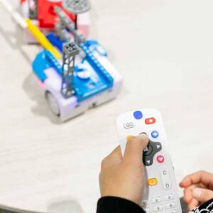 thymio-creators-kit-thumnail.-lgjpg_600 thymio 5 device independent remote